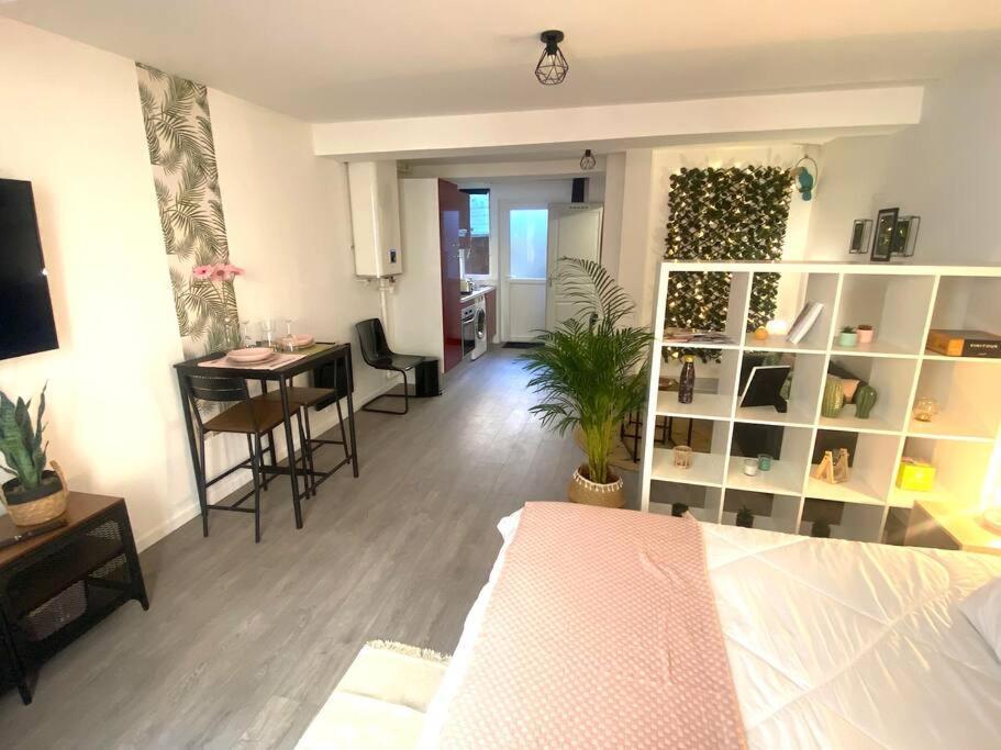 Studio Coeur De Ville Proche Bords De Loire Orléans Exteriör bild